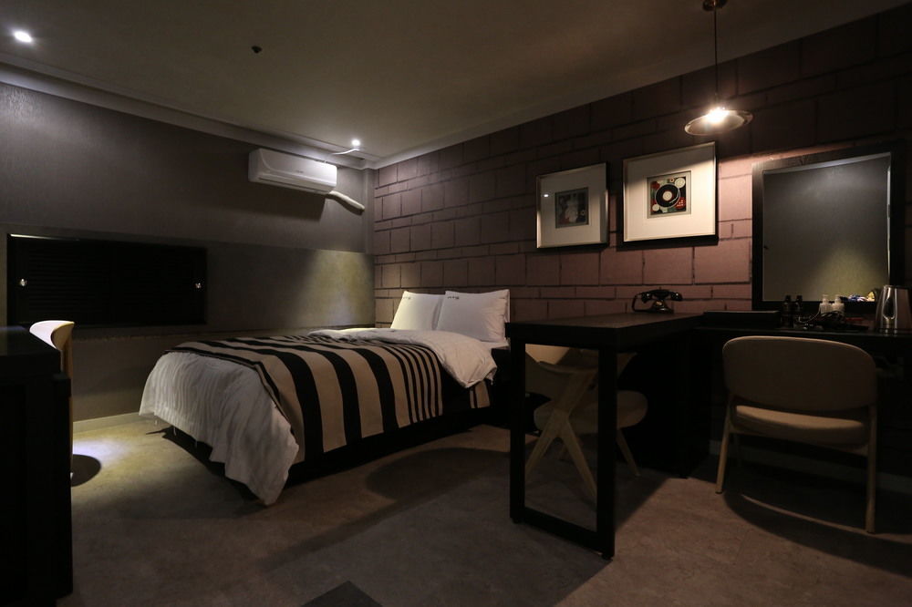 Motel Ilsan Blanc Kōyō Esterno foto