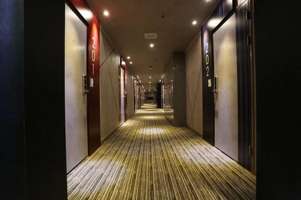 Motel Ilsan Blanc Kōyō Esterno foto